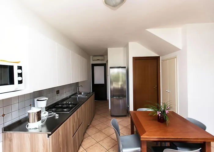 Liza 2 * Albarella Island